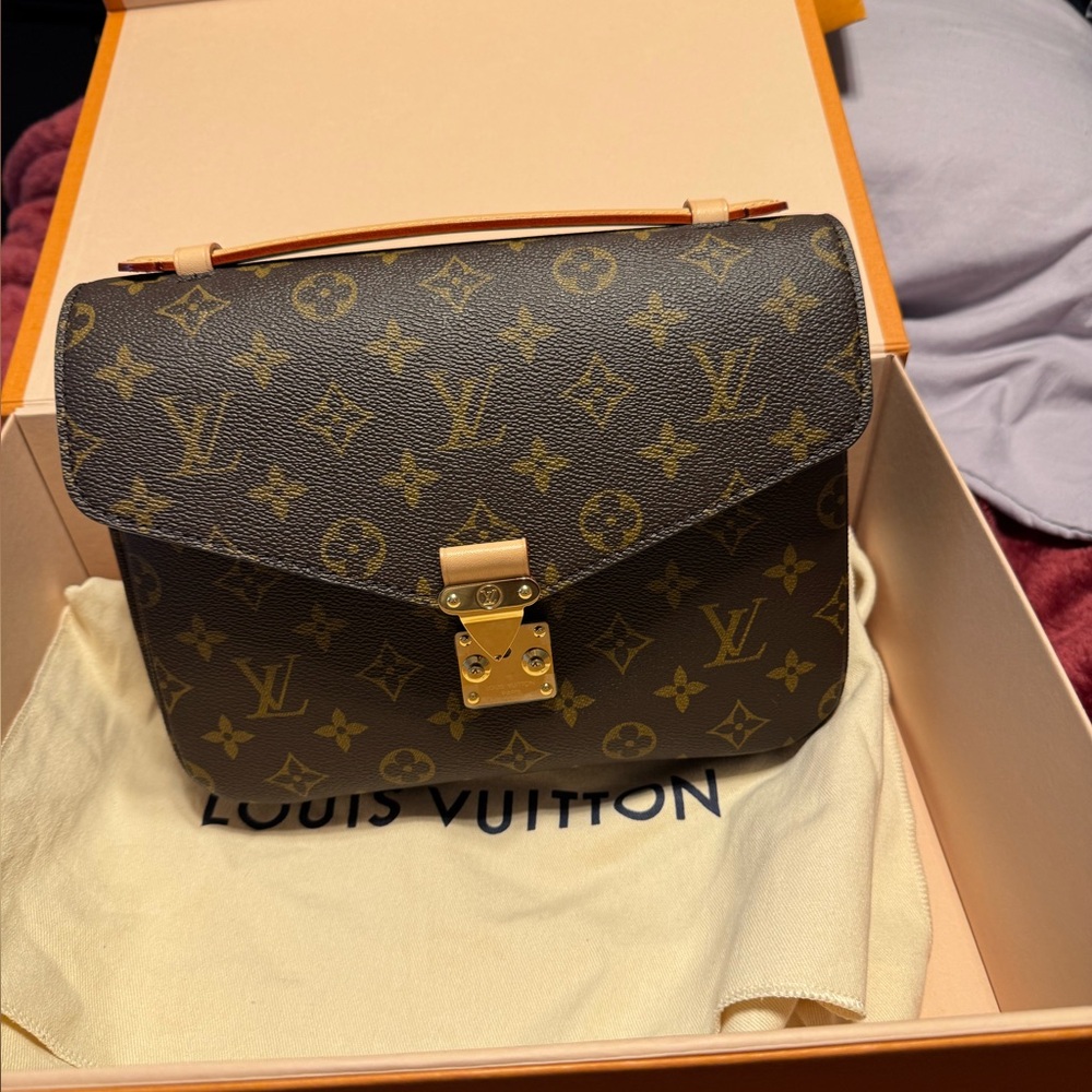 Louis Vuitton Poichette Métis